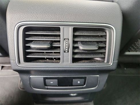 Used 2019 Audi Q5 2.0T Premium Plus w/ Premium Plus Package image 22