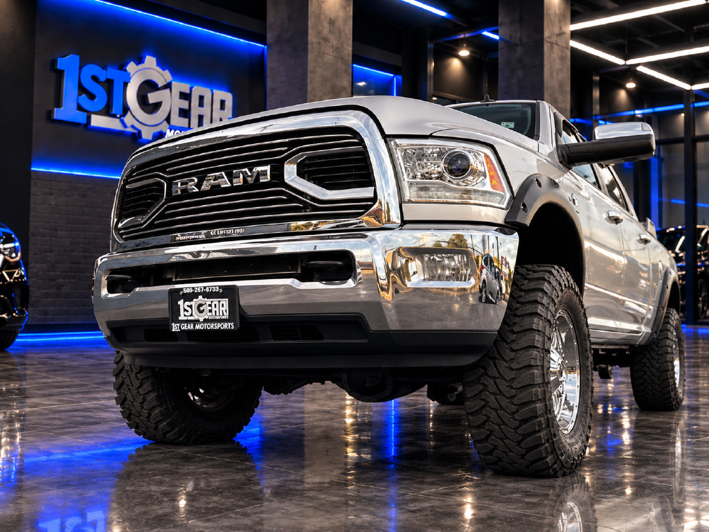 Used 2013 RAM 3500 Laramie w/ Convenience Group AWD/4WD image 10