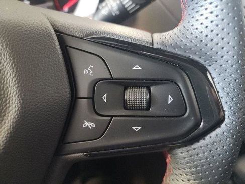 Used 2023 Chevrolet TrailBlazer RS FWD image 27