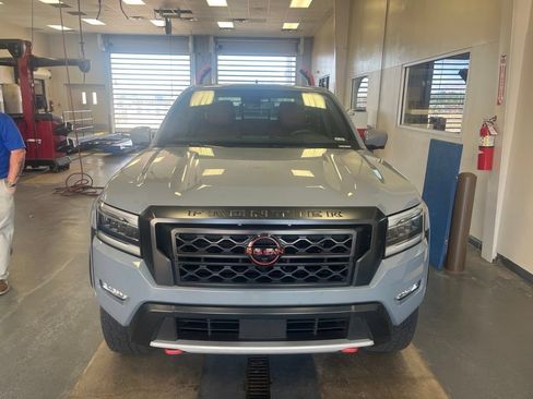 Used 2023 Nissan Frontier PRO-4X w/ Pro-4X Premium Package AWD/4WD image 10