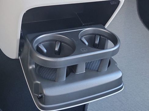 New 2025 Volkswagen ID. Buzz 1st Edition image 33