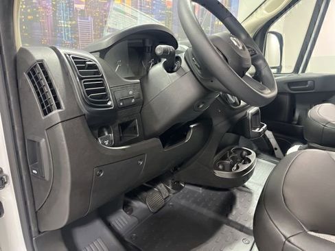 New 2026 RAM ProMaster 2500 w/ Convenience Group image 9