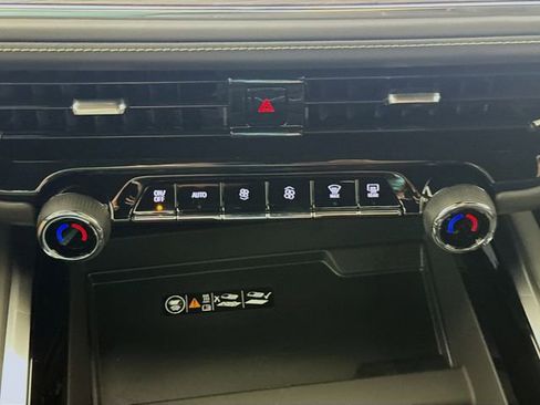 New 2025 Chevrolet Tahoe Premier image 17