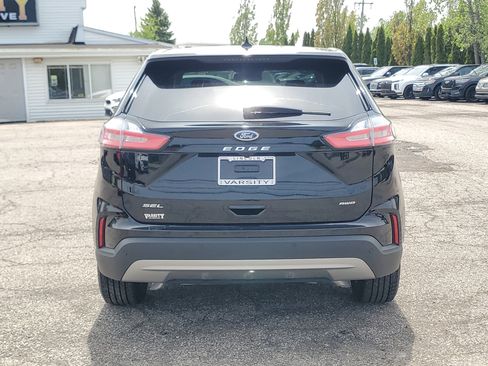 Used 2024 Ford Edge SEL w/ Convenience Package AWD/4WD image 5