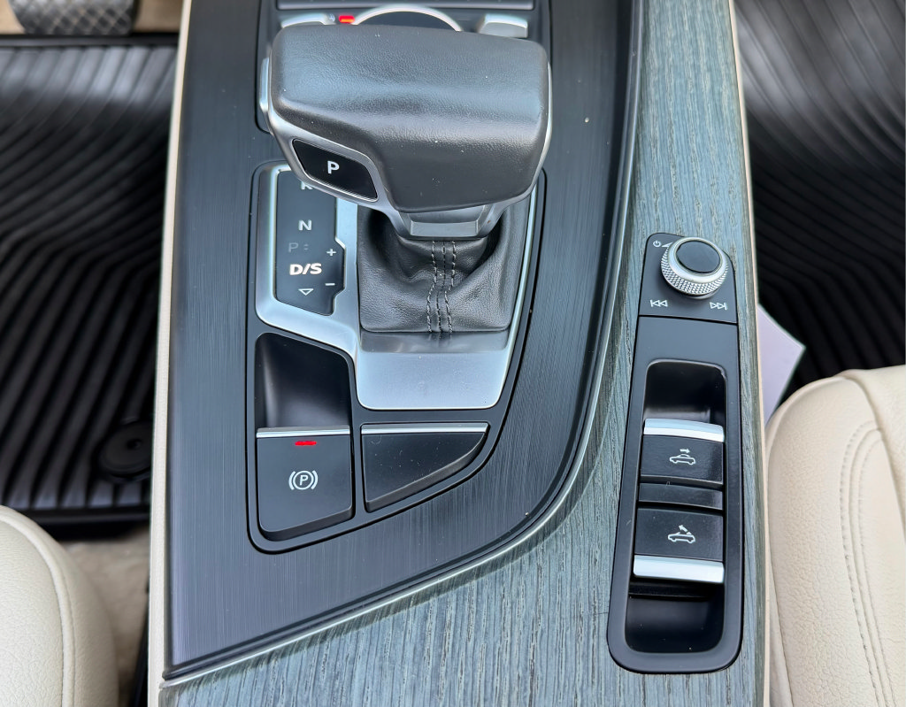 Used 2018 Audi A5 2.0T Premium Plus w/ Premium Plus AWD/4WD image 17