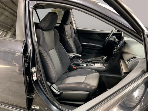 Used 2018 Subaru Crosstrek 2.0i Premium AWD/4WD image 9