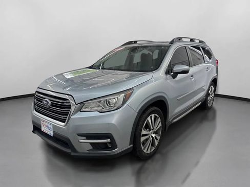 Used 2020 Subaru Ascent Limited w/ Technology Package AWD/4WD image 4