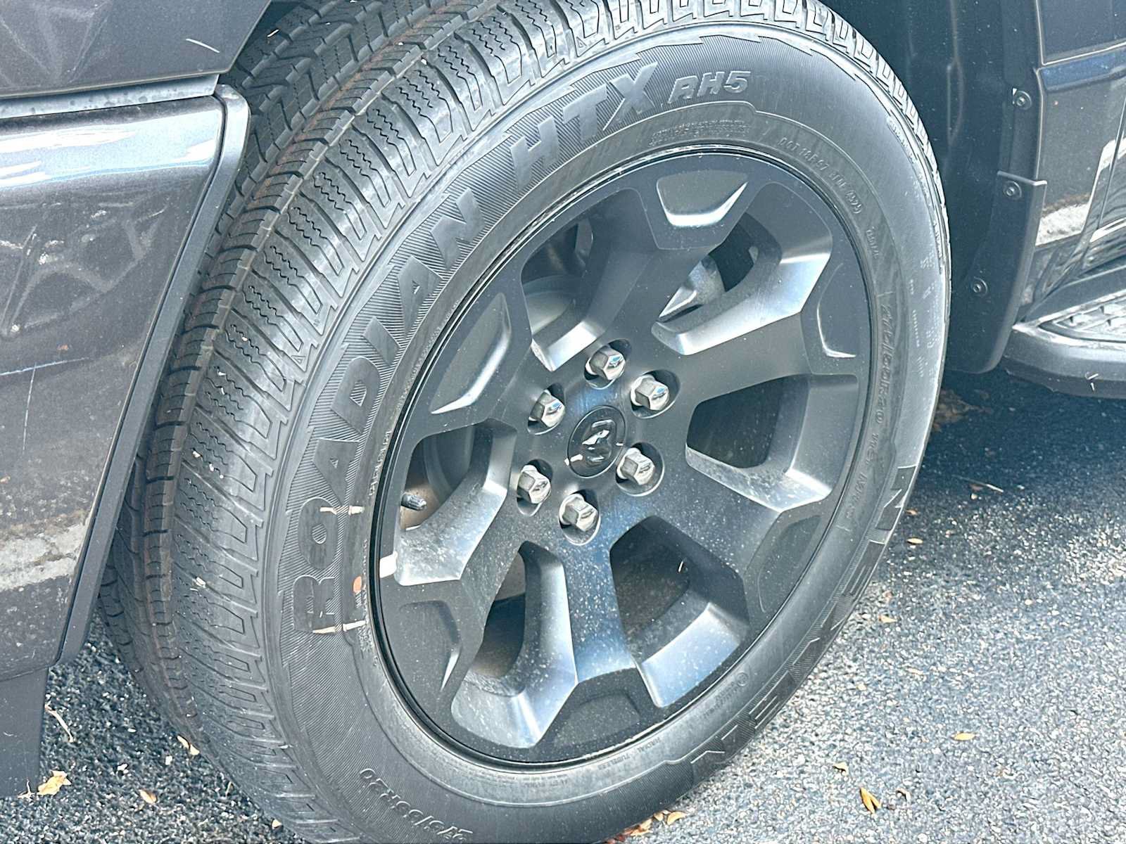 New 2026 RAM 1500 Express AWD/4WD image 3