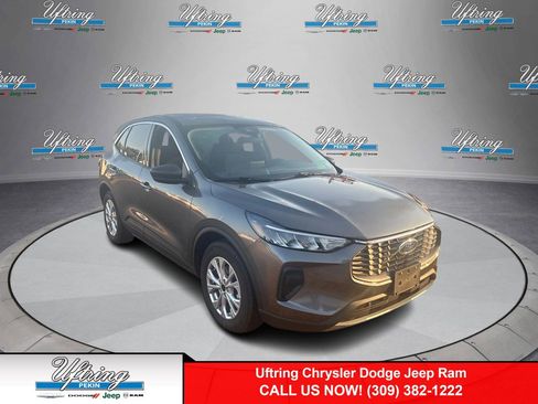 Used 2024 Ford Escape Active w/ Cold Weather Package image 1