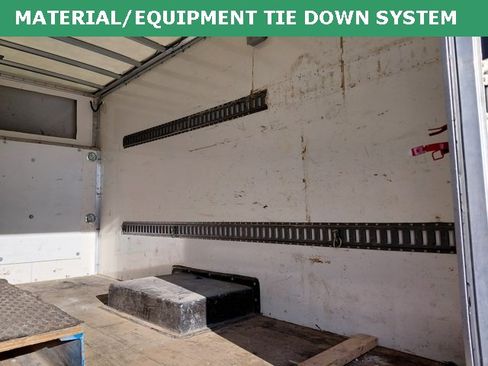 Used 2020 Chevrolet Express 3500 w/ Driver Convenience Package image 5