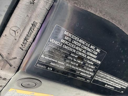 Used 2024 Mercedes-Benz GLS 450 4MATIC image 32