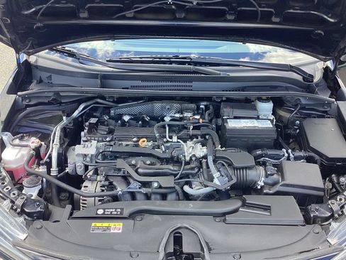 Used 2024 Toyota Corolla LE FWD image 24
