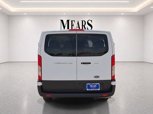 Used 2023 Ford Transit 350 XLT RWD image 4