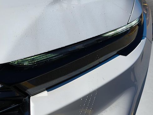 Used 2025 Honda CR-V Sport Touring image 13