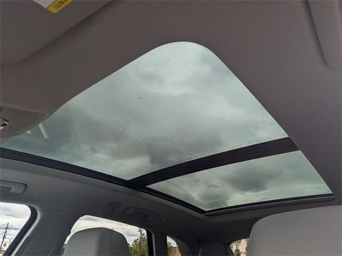 Used 2022 Audi Q5 2.0T Premium w/ Convenience Package image 13