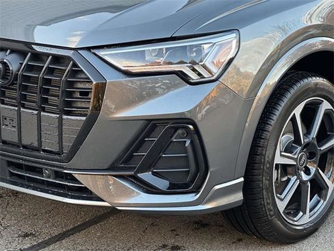Certified 2025 Audi Q3 2.0T Premium Plus w/ Premium Plus Package image 8
