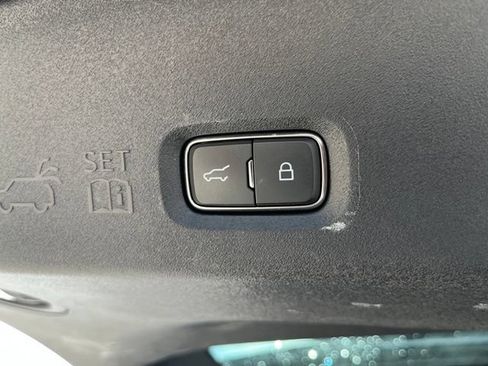 Used 2025 Ford Expedition Max Platinum AWD/4WD image 25