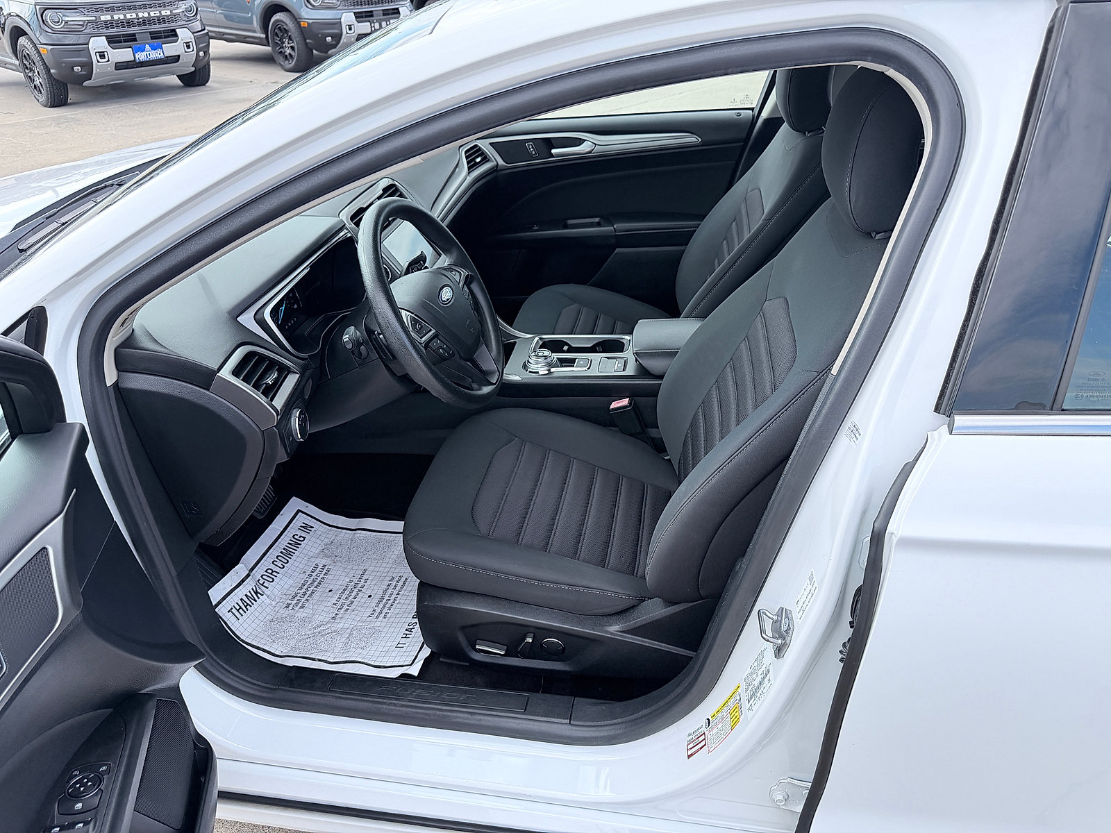Used 2019 Ford Fusion SE FWD image 19