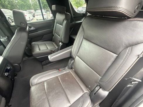 Used 2022 Chevrolet Tahoe High Country AWD/4WD image 23