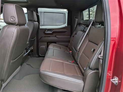 Used 2024 GMC Sierra 1500 Denali w/ Denali Reserve Package image 16