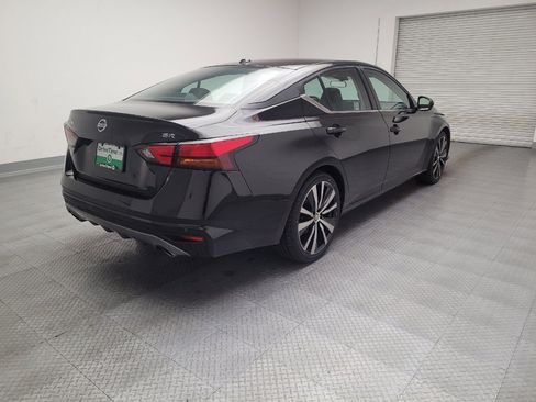 Used 2022 Nissan Altima 2.5 SR image 9