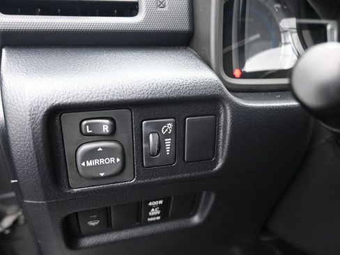 Used 2019 Toyota 4Runner SR5 Premium AWD/4WD image 21