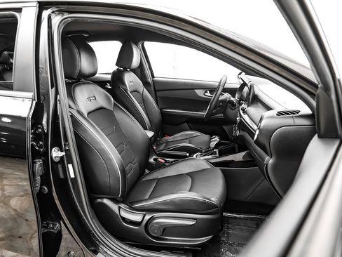 Used 2021 Kia Forte GT-Line image 33