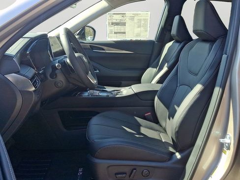 New 2026 INFINITI QX60 Luxe w/ Cargo Package AWD/4WD image 7