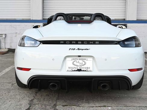 Used 2020 Porsche 718 Boxster Spyder image 4