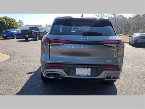 Used 2022 INFINITI QX60 Luxe image 40