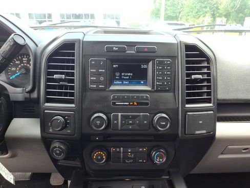 Used 2016 Ford F150 XL w/ Equipment Group 101A Mid AWD/4WD image 10