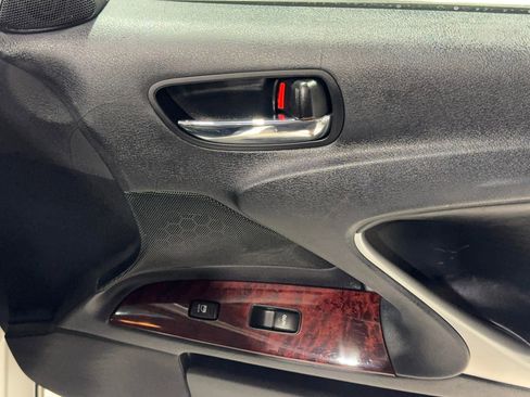 Used 2008 Lexus IS 250 AWD image 28