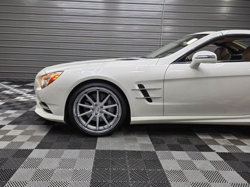 Used 2014 Mercedes-Benz SL 550 image 38