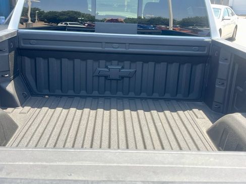 Used 2026 Chevrolet Silverado 1500 LT w/ Safety Package AWD/4WD image 28