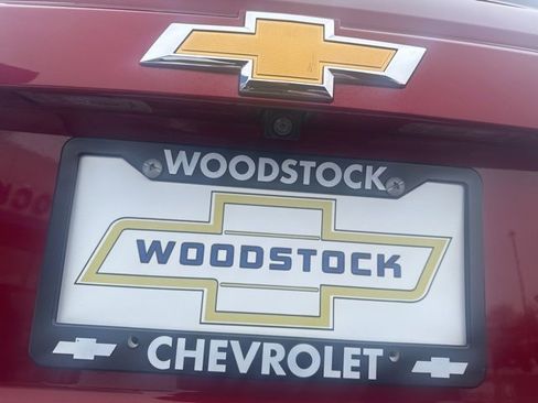 Used 2019 Chevrolet Trax LT w/ Sun & Sound Package image 17