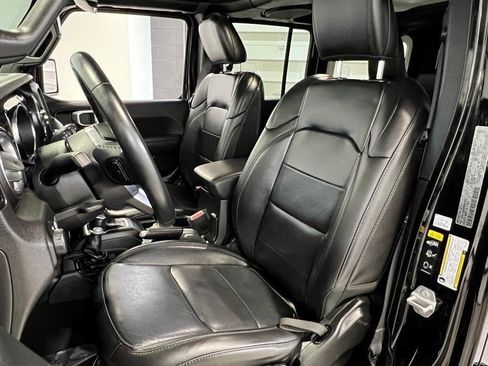 Used 2021 Jeep Wrangler Unlimited Sahara image 26