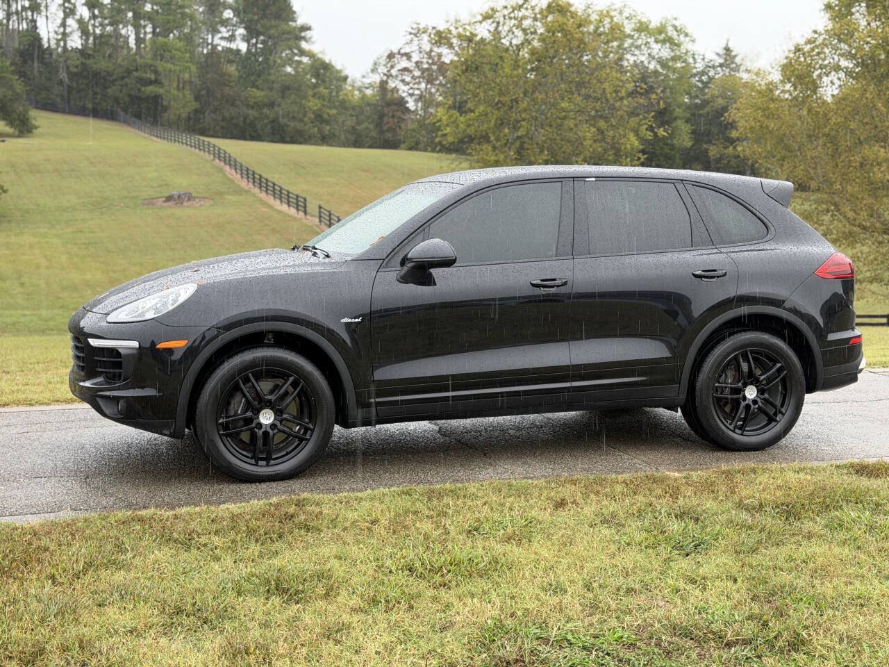Used 2015 Porsche Cayenne Diesel AWD/4WD image 4