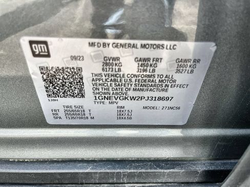 Used 2023 Chevrolet Traverse LT AWD/4WD image 32