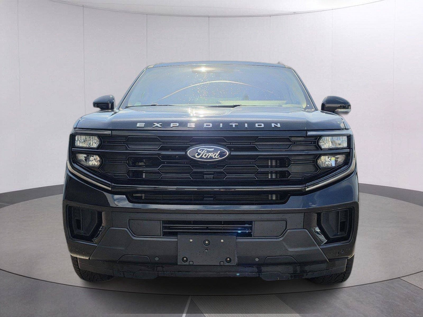 Used 2025 Ford Expedition Max Active AWD/4WD image 8