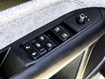 Used 2024 Jeep Compass Latitude