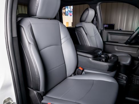 Used 2024 RAM 3500 Tradesman w/ Safety Group image 19