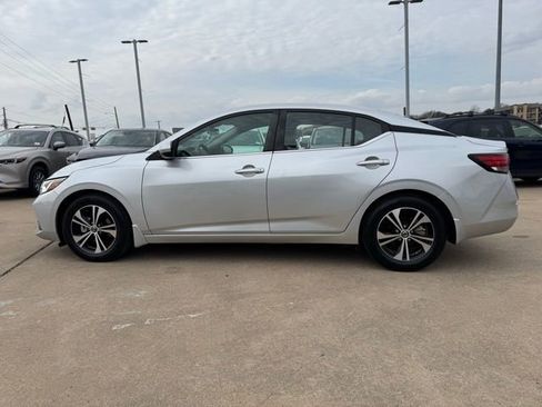 Used 2022 Nissan Sentra SV w/ Trunk Package image 4