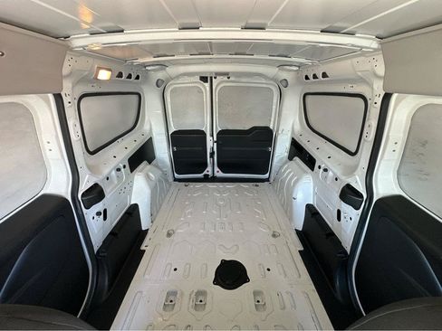 Used 2022 RAM ProMaster City Tradesman FWD image 17