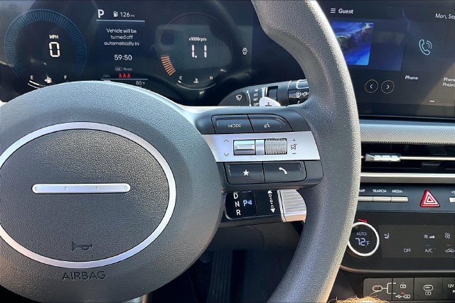 Used 2025 Hyundai Sonata SEL FWD image 12