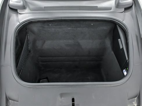 Used 2024 Porsche 911 Carrera GTS RWD image 16