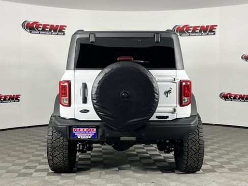 Used 2024 Ford Bronco Black Diamond image 7