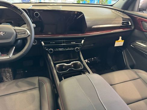 New 2026 Chevrolet Traverse Z71 w/ Enhanced Driving Package AWD/4WD image 19
