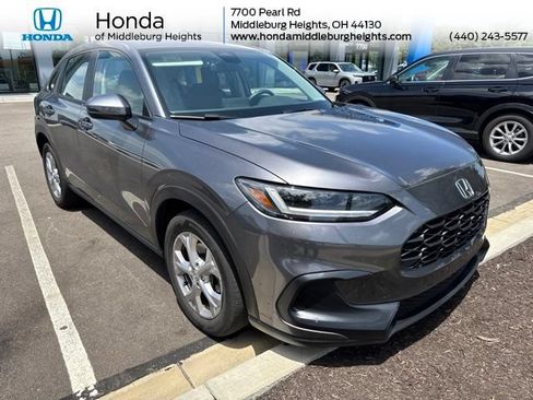 Used 2024 Honda HR-V LX image 1