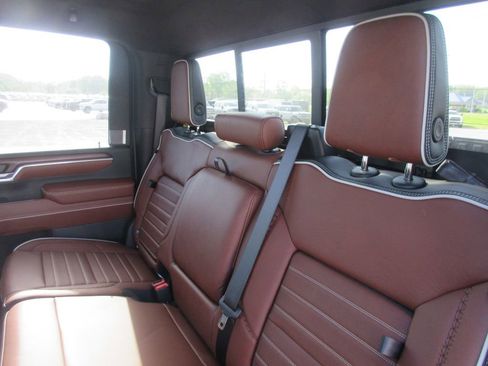 New 2026 GMC Sierra 2500 Denali Ultimate AWD/4WD image 13