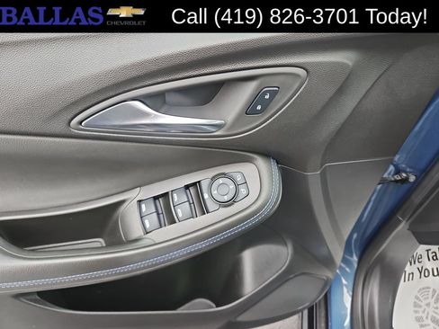Used 2025 Buick Encore GX Sport Touring FWD image 11